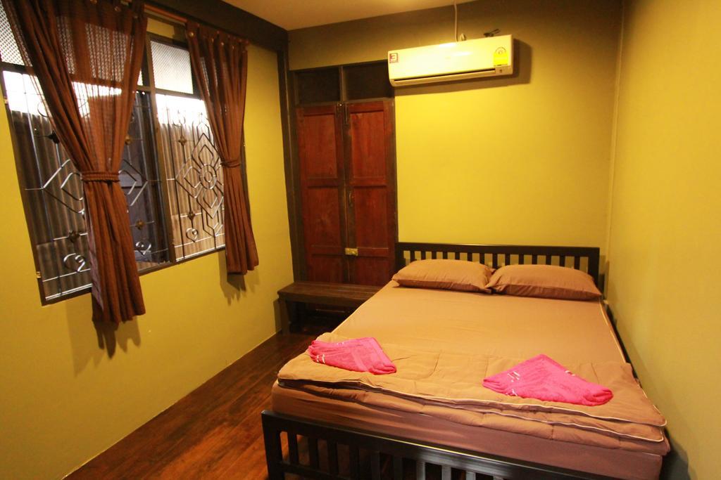 Viman Guesthouse Bangkok Exteriör bild
