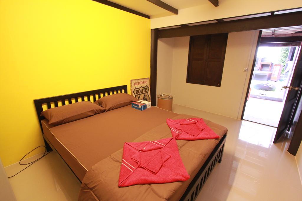 Viman Guesthouse Bangkok Exteriör bild