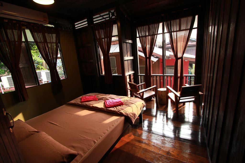 Viman Guesthouse Bangkok Exteriör bild