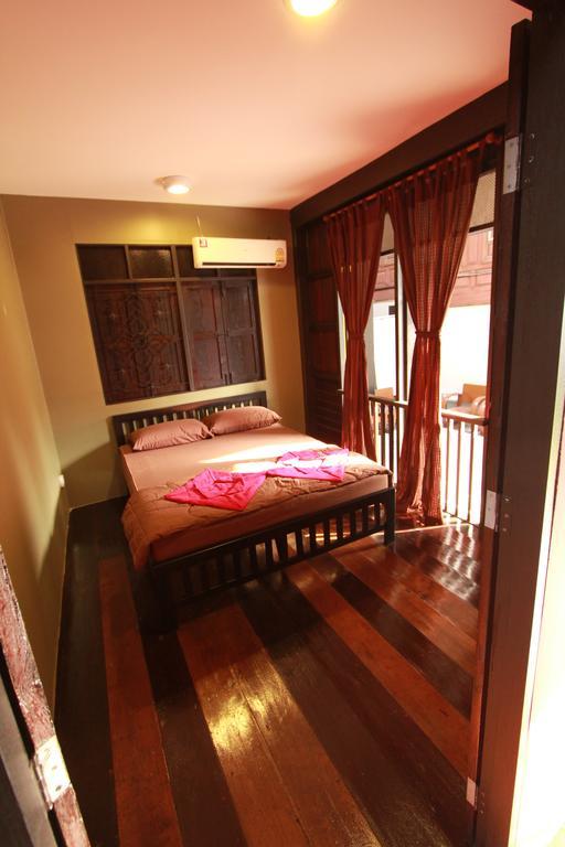 Viman Guesthouse Bangkok Exteriör bild