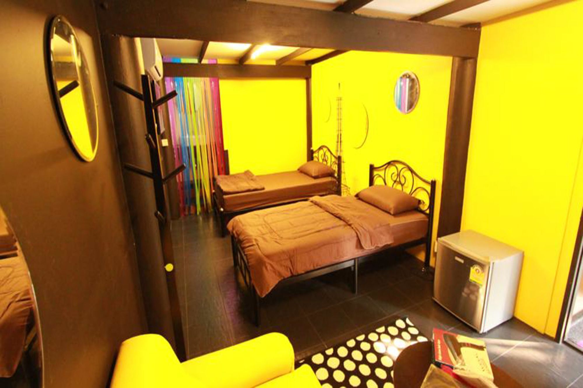 Viman Guesthouse Bangkok Exteriör bild